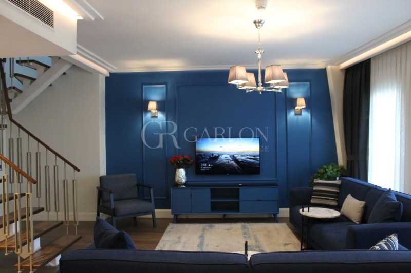 GR Blok Two Bedroom Penthouse Apartment